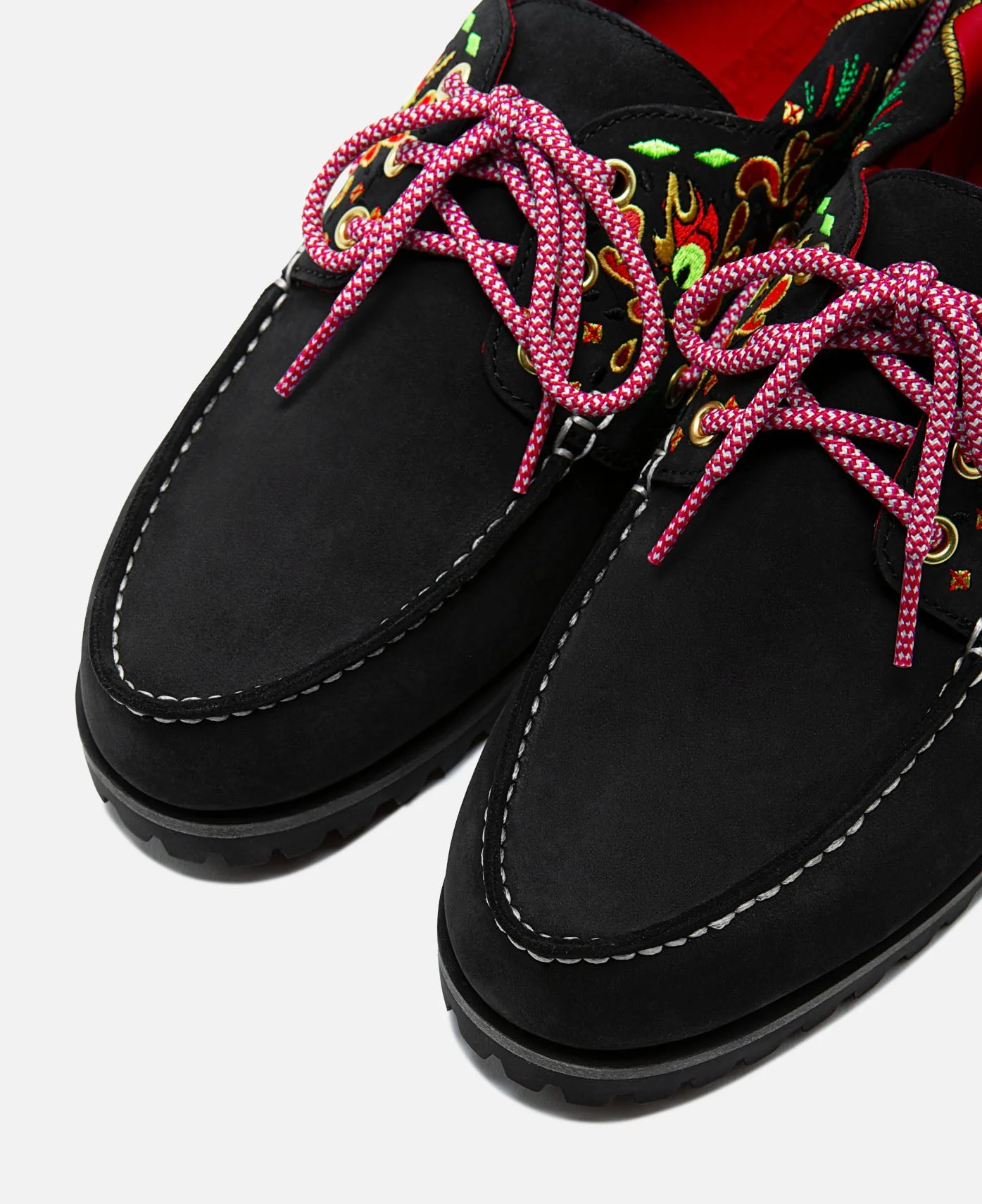 Men's 3-Eye Lug Handsewn Boat Shoes (Black) - Image 15